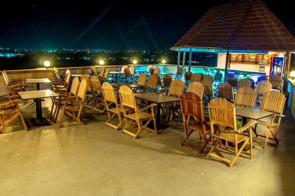 Seascape Hotel Dár Al-Szalám Kültér fotó