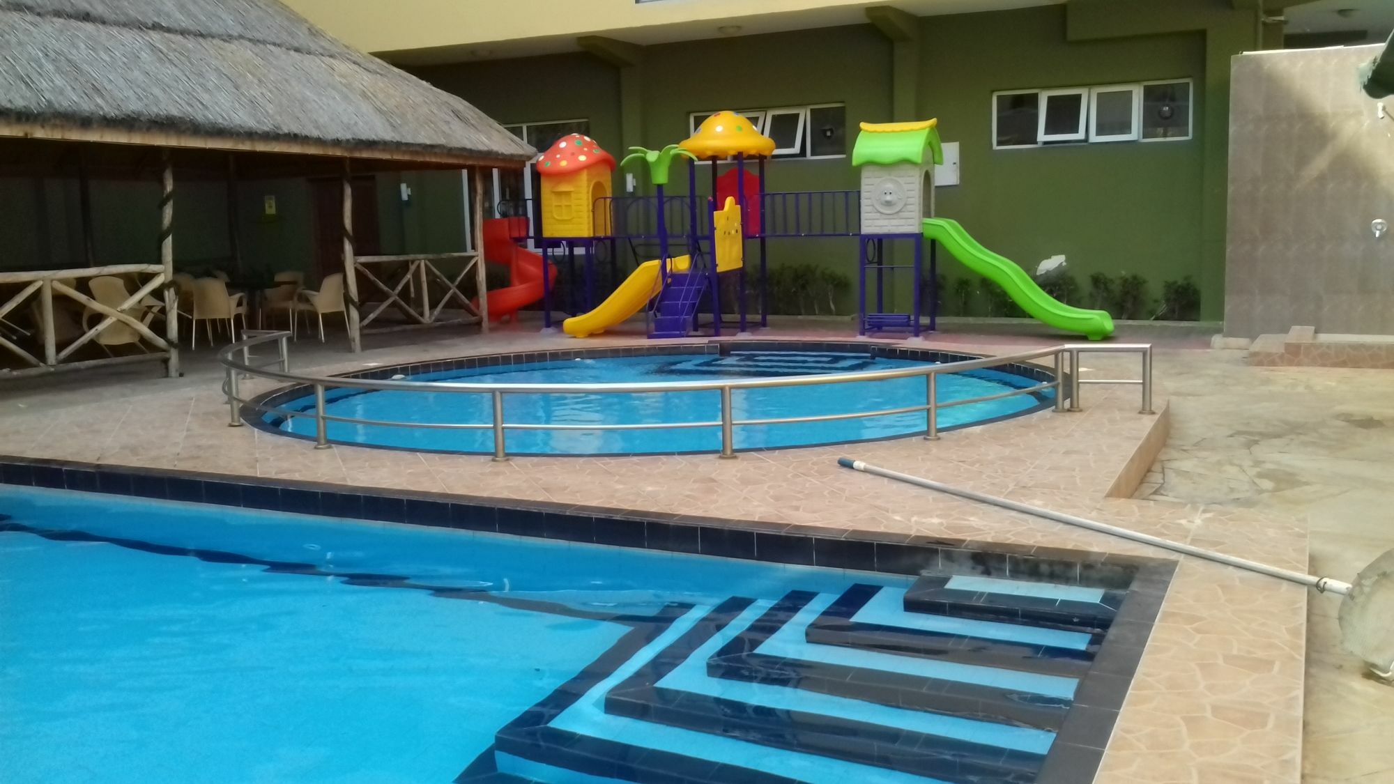 Seascape Hotel Dár Al-Szalám Kültér fotó